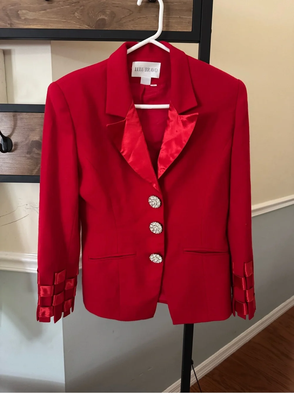 Lulu bravo red jacket
